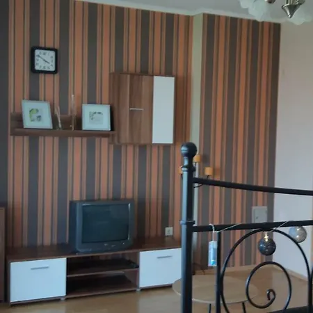 Appartamento Bambusz Apartman